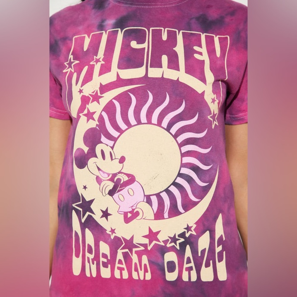 Mickey Dream Daze Tie Dye T-Shirt - Mauve/combo Size Medium NWOT - Picture 3 of 9